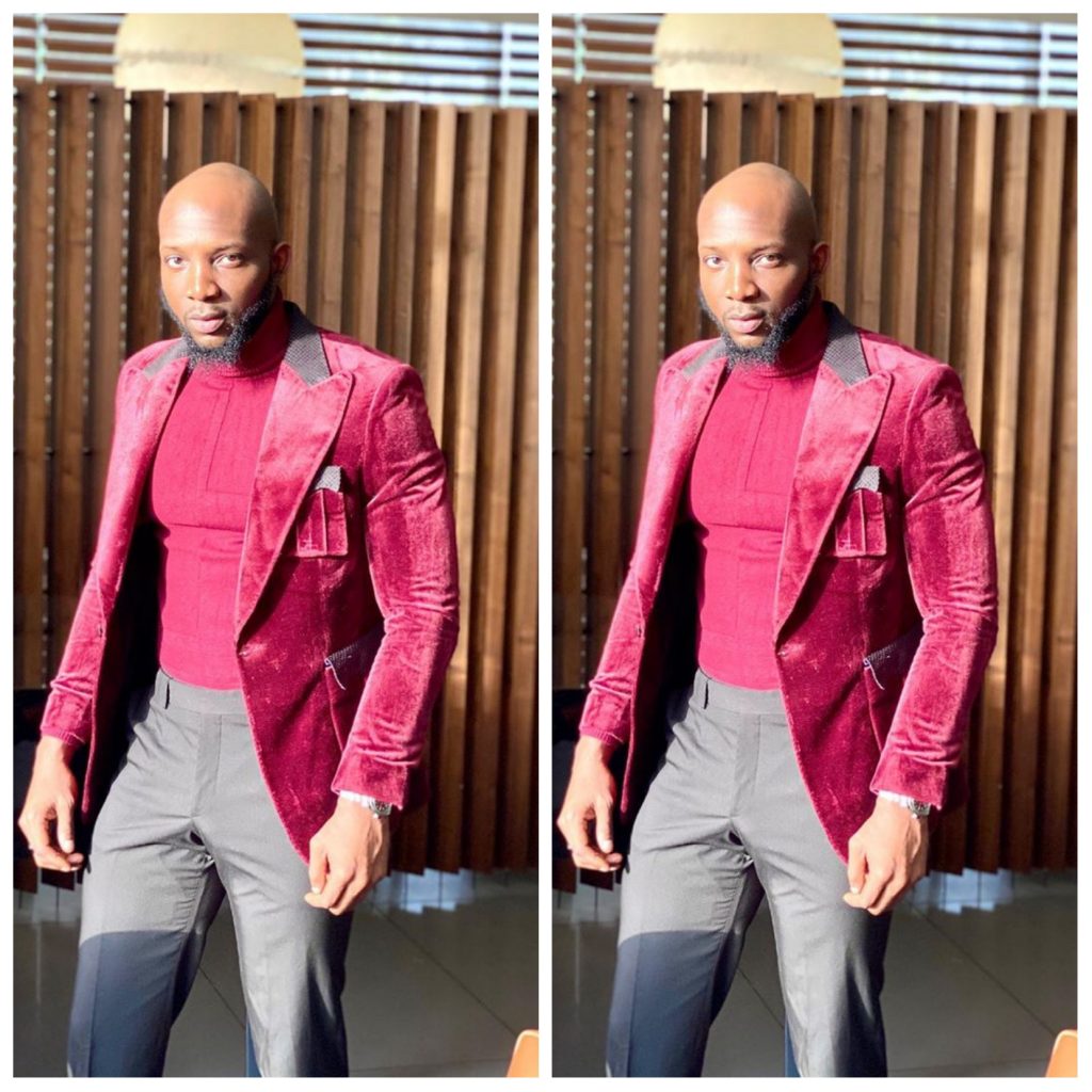 A Torn Trouser?? BBNaija's Tuoyo Suffers Wardrobe Malfunction At #AMVCA2020